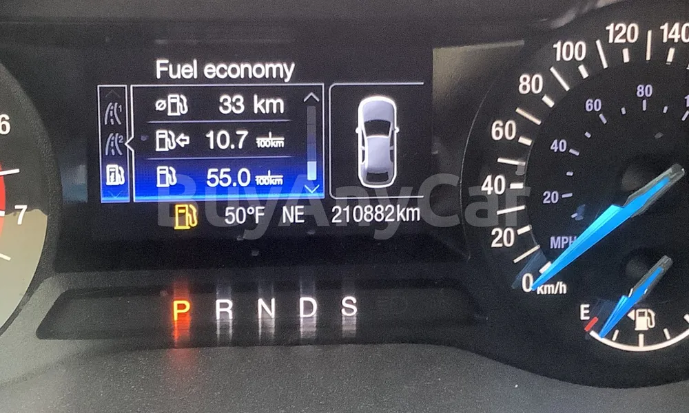 Vehicle photo 7