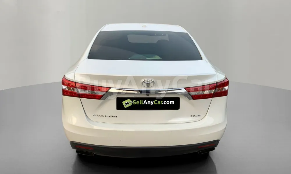 Vehicle photo 2