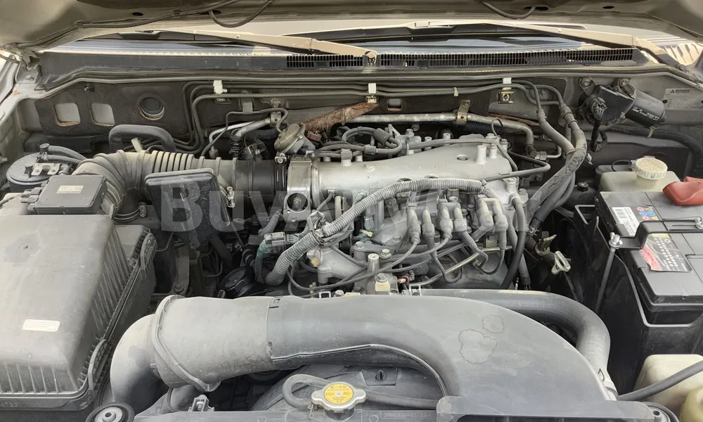 Vehicle photo 6
