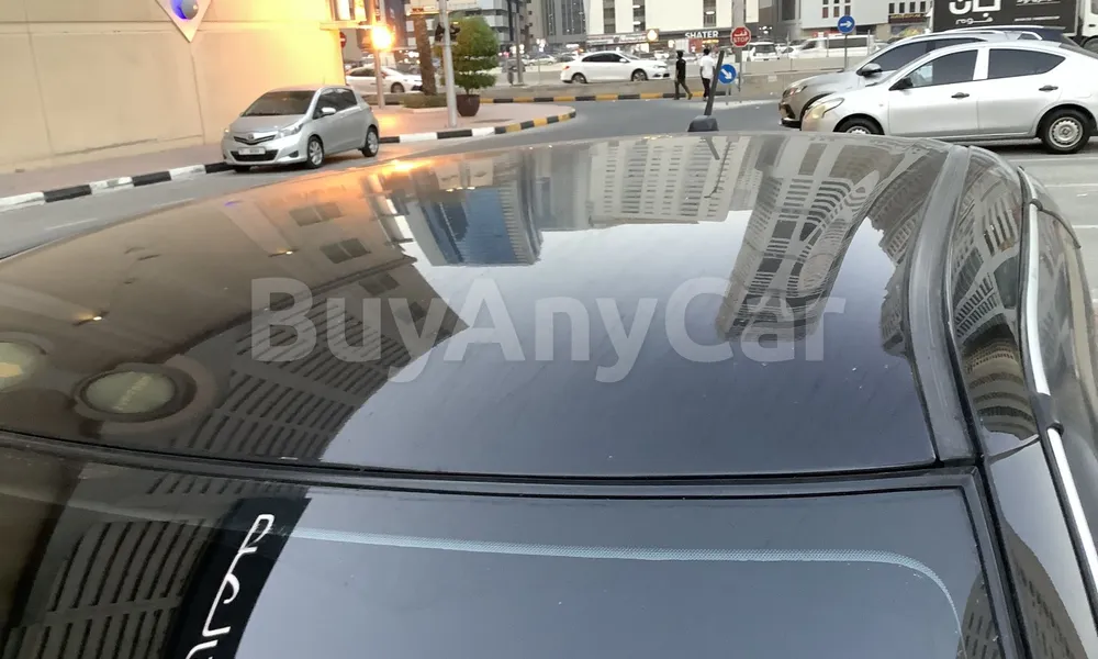 Vehicle photo 6