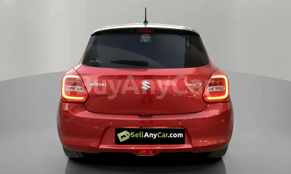 Vehicle photo 2