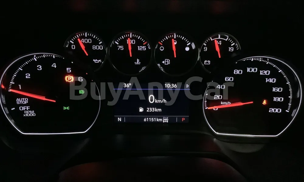 Vehicle photo 6