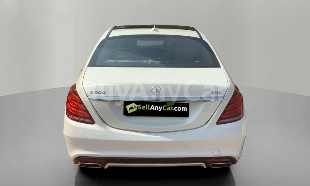 Vehicle photo 2