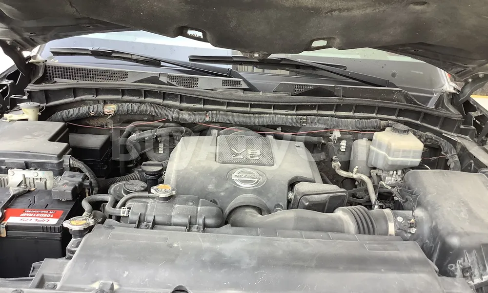 Vehicle photo 6