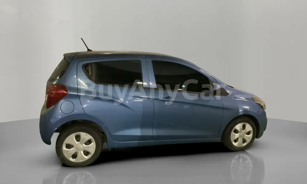 Vehicle photo 3