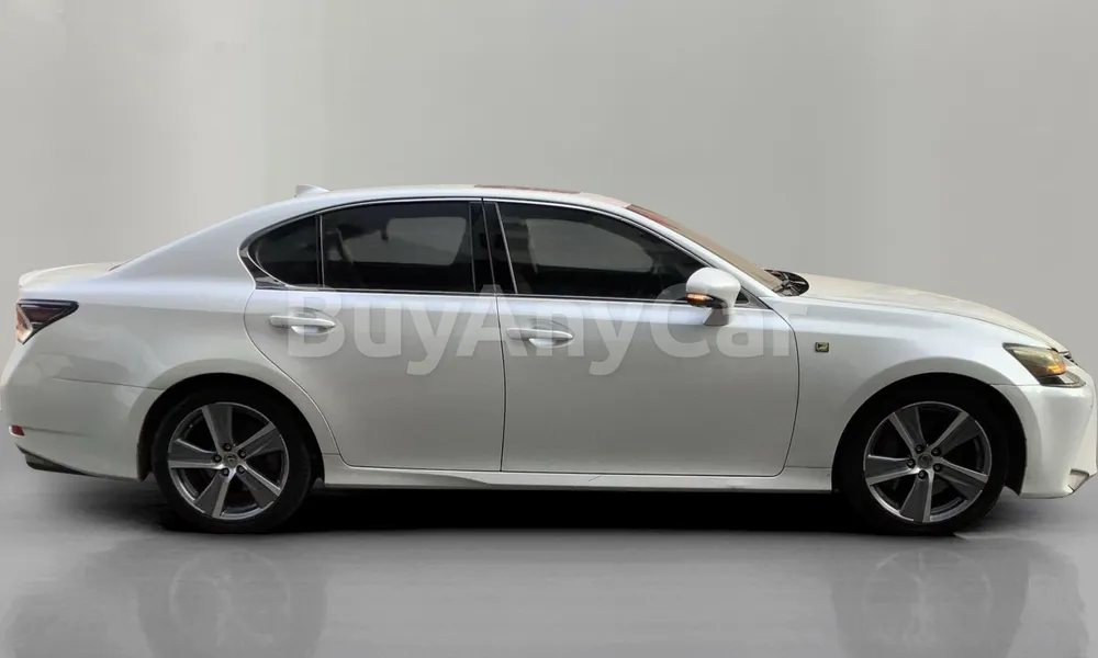 Vehicle photo 3