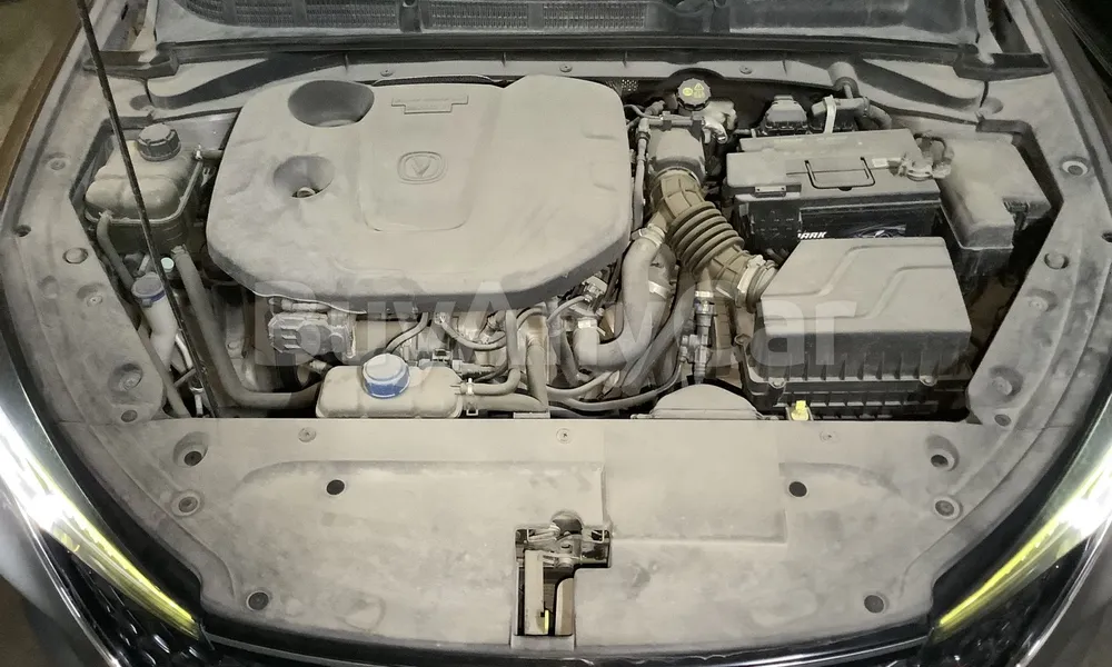 Vehicle photo 6