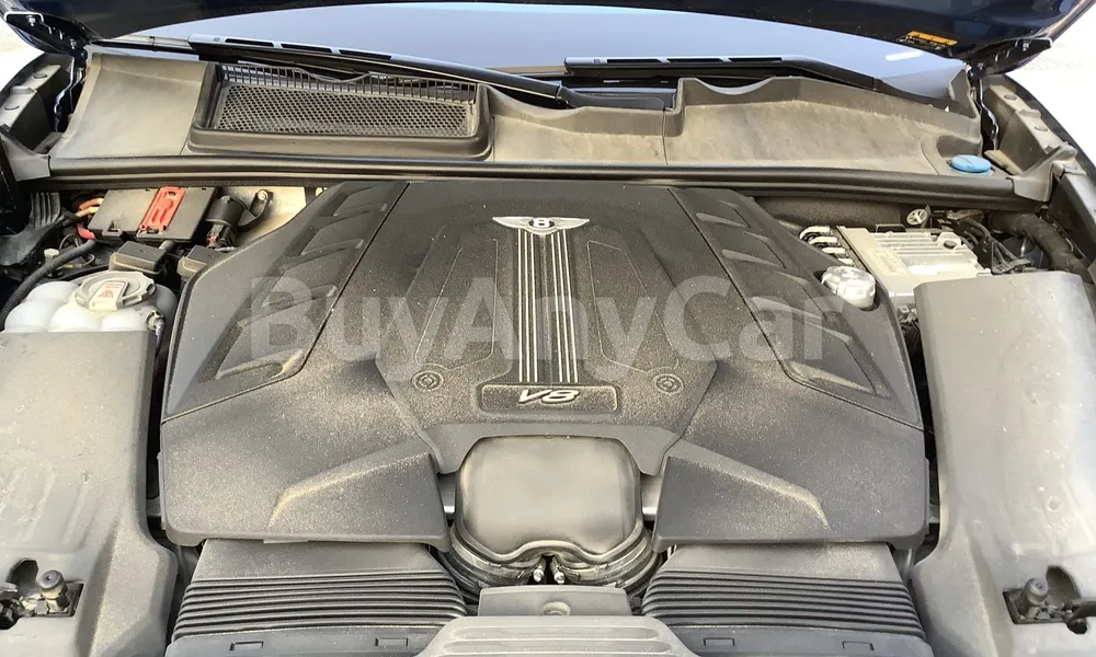 Vehicle photo 6