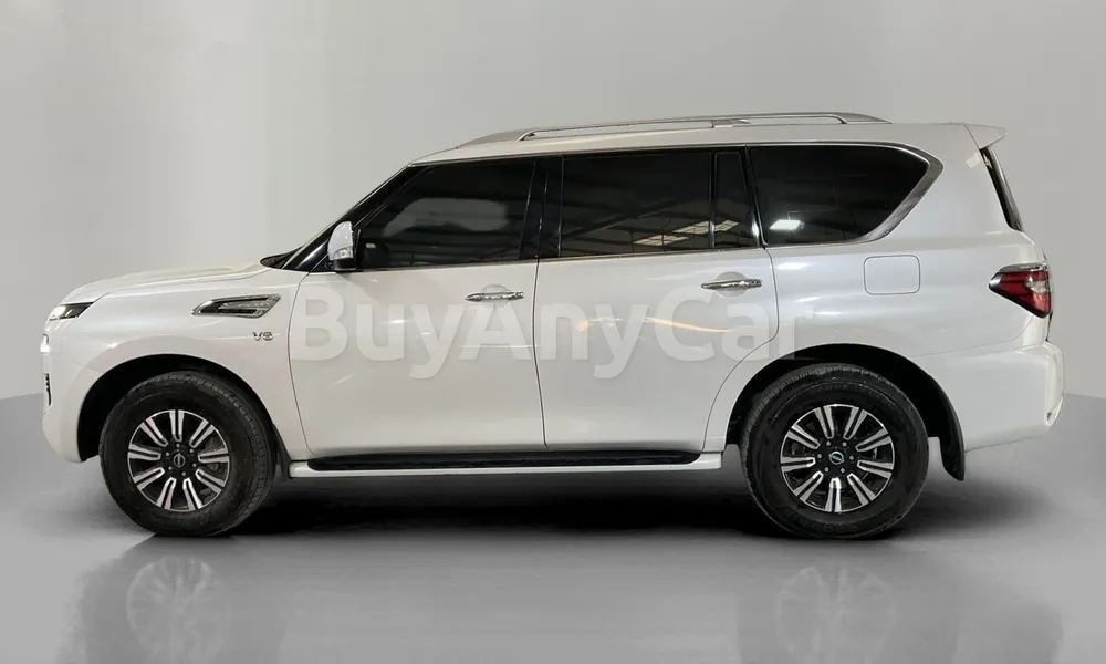 Vehicle photo 4