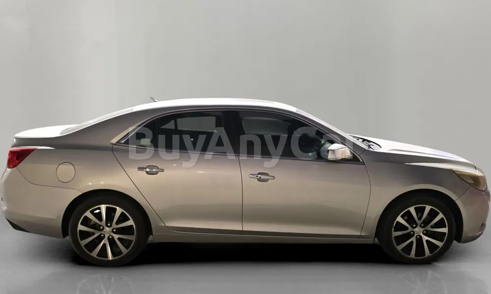Vehicle photo 3
