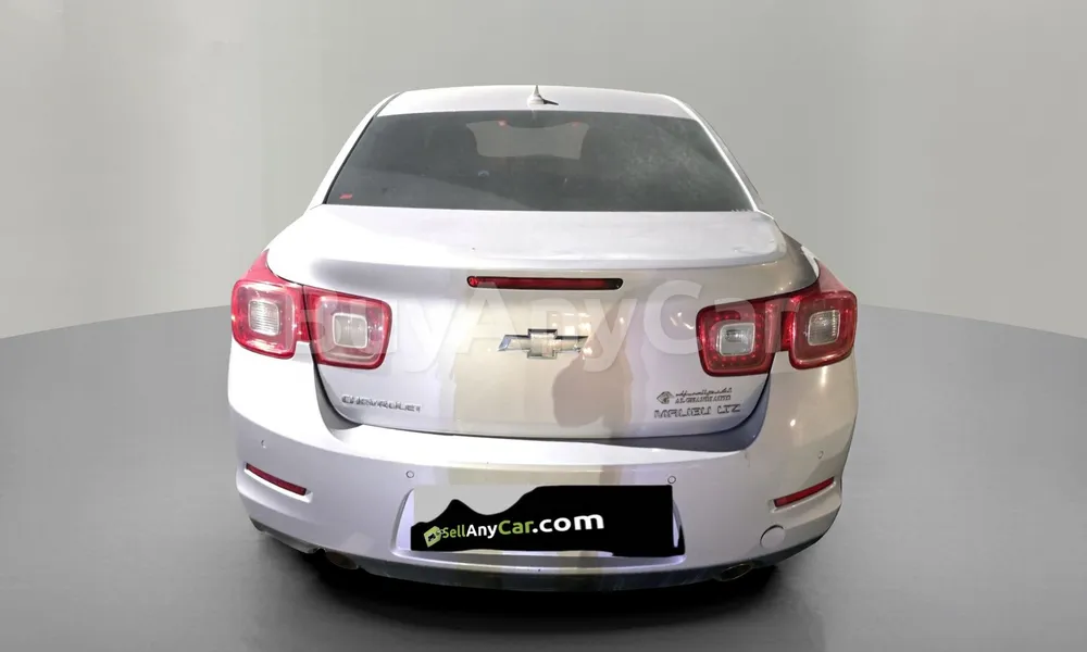 Vehicle photo 2