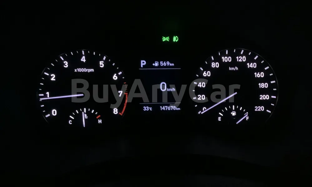 Vehicle photo 6