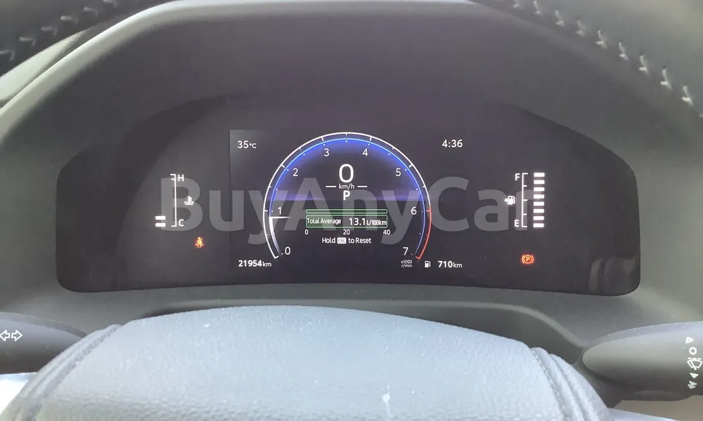 Vehicle photo 8