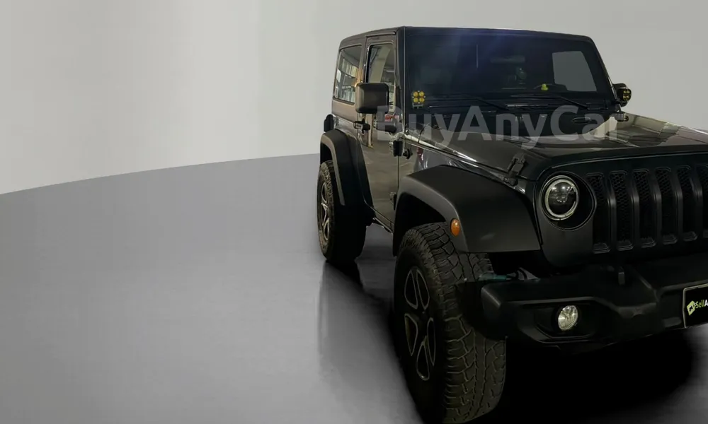 Vehicle photo 1