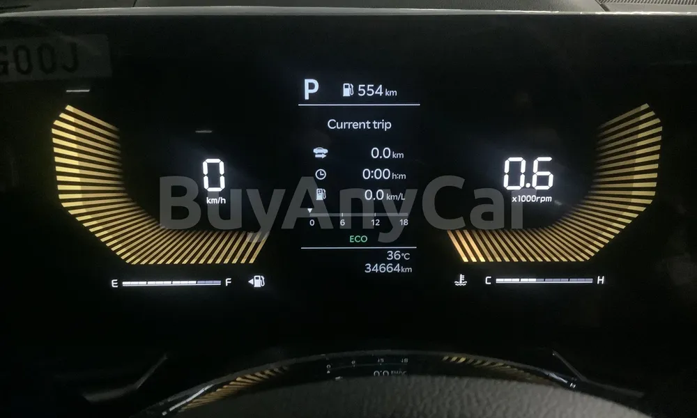 Vehicle photo 8