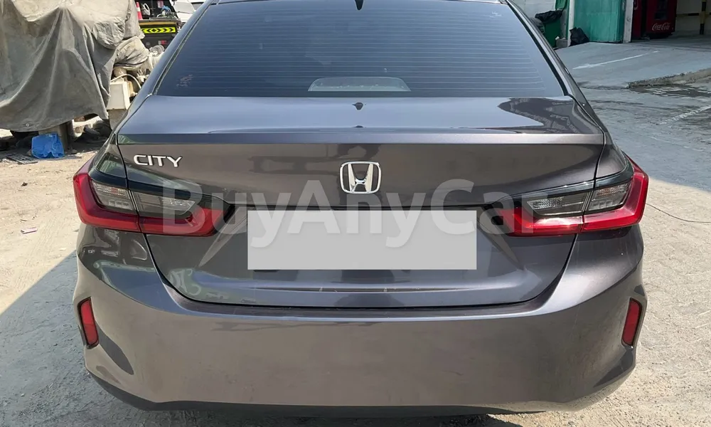 Vehicle photo 2