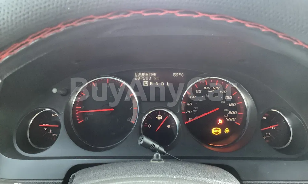 Vehicle photo 7
