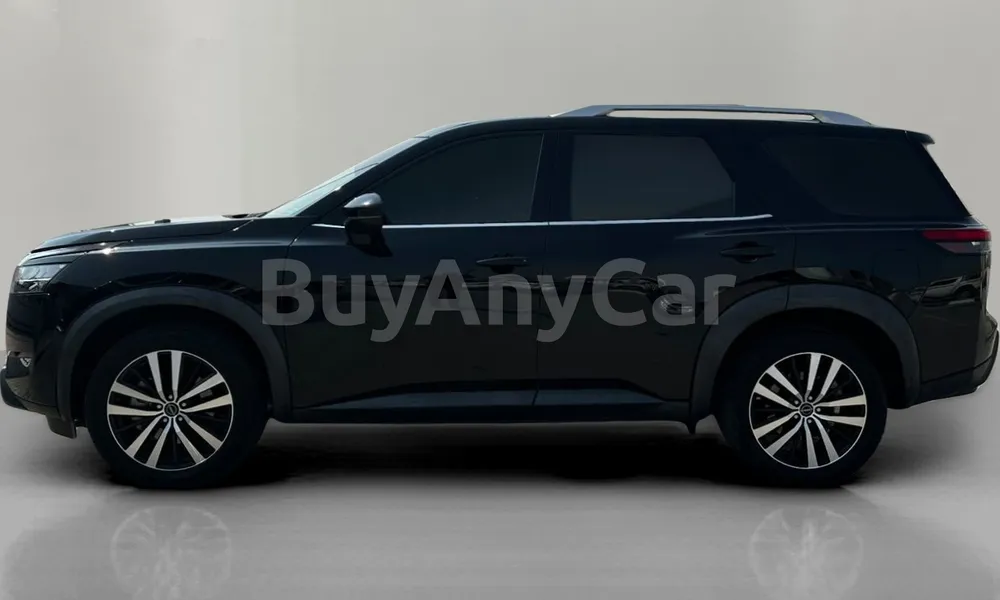 Vehicle photo 4