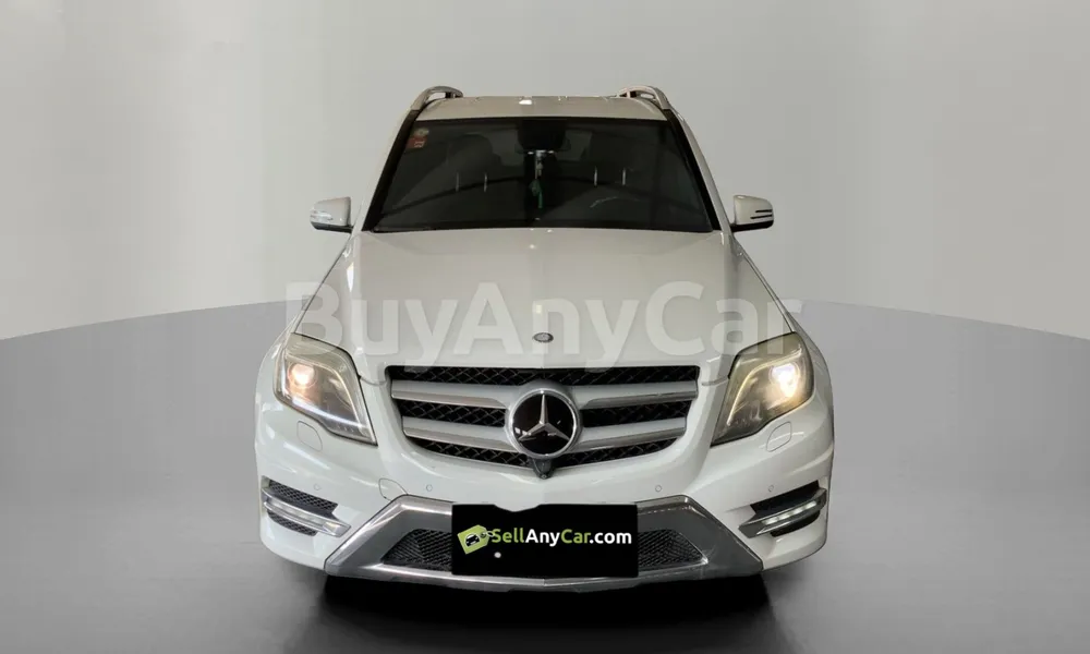 Vehicle photo 1