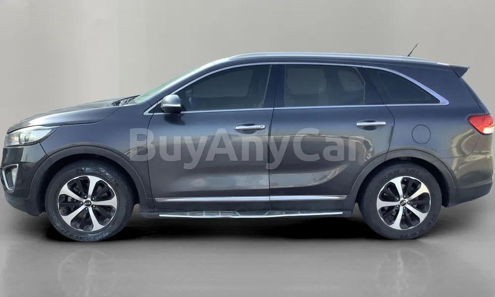 Vehicle photo 4