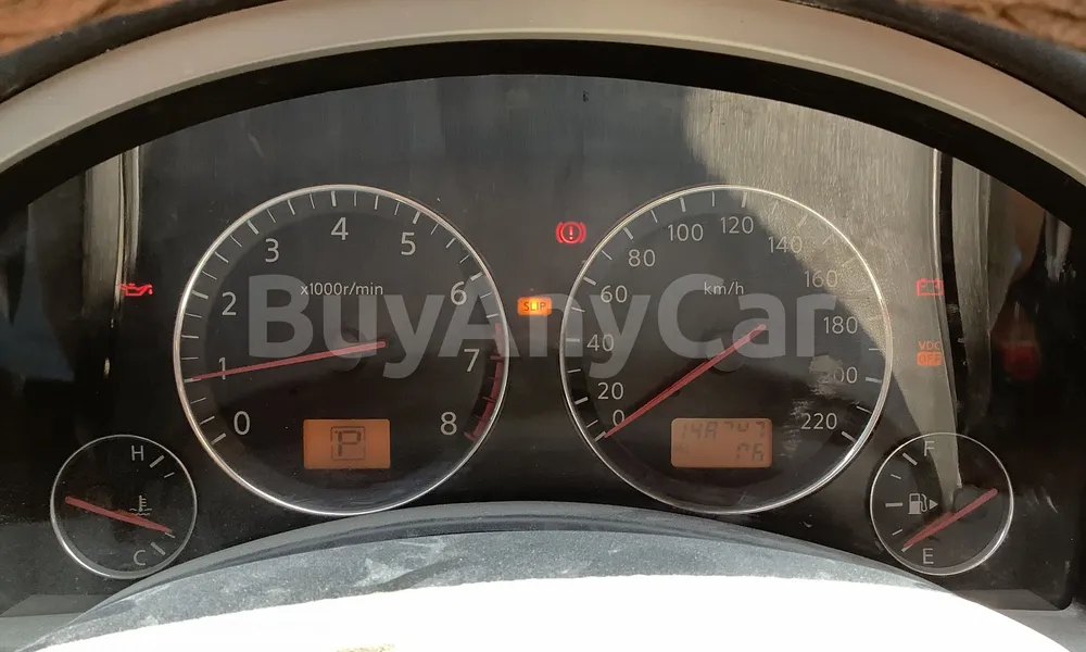 Vehicle photo 5