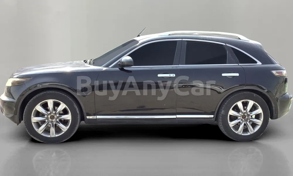 Vehicle photo 4