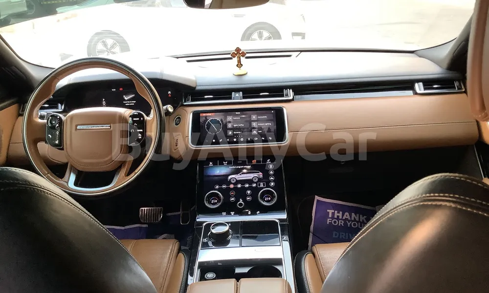 Vehicle photo 8