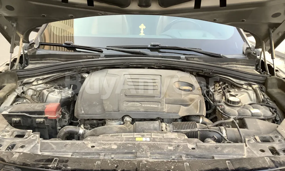 Vehicle photo 6