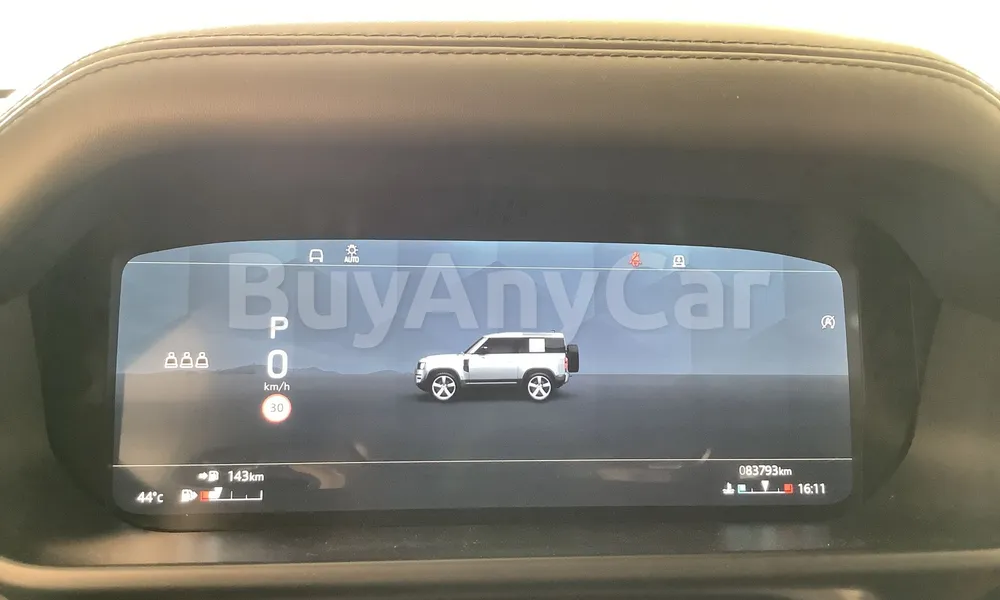 Vehicle photo 8