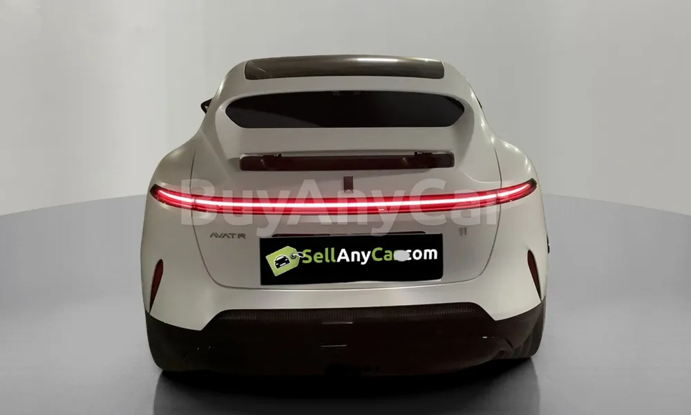 Vehicle photo 2