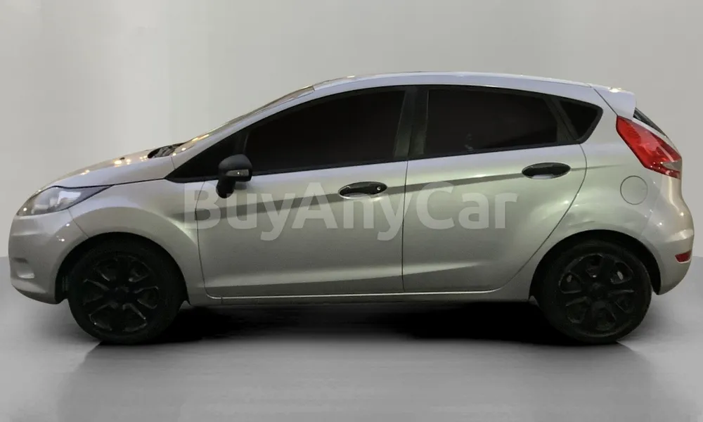 Vehicle photo 4