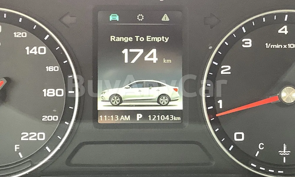 Vehicle photo 8