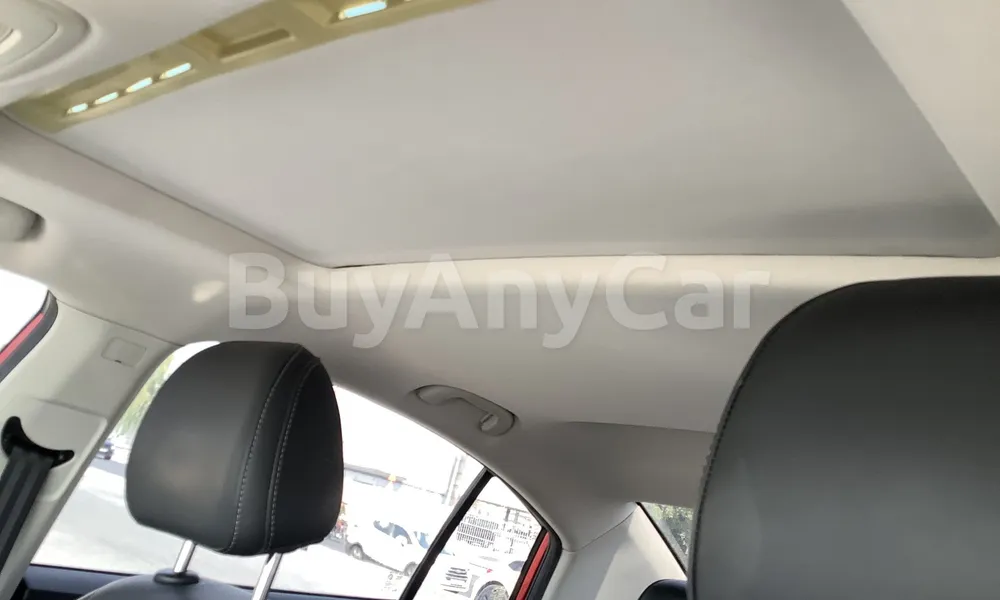 Vehicle photo 10