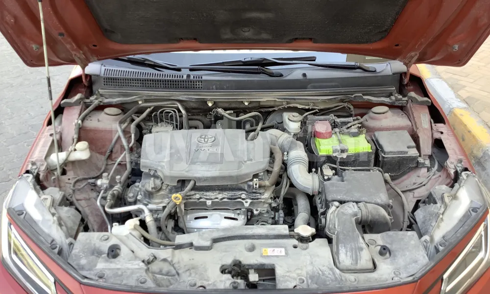 Vehicle photo 6