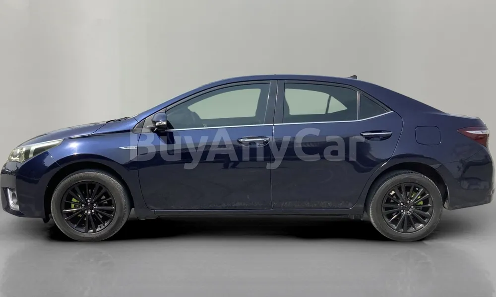 Vehicle photo 4