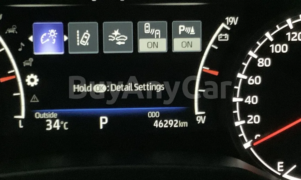 Vehicle photo 6