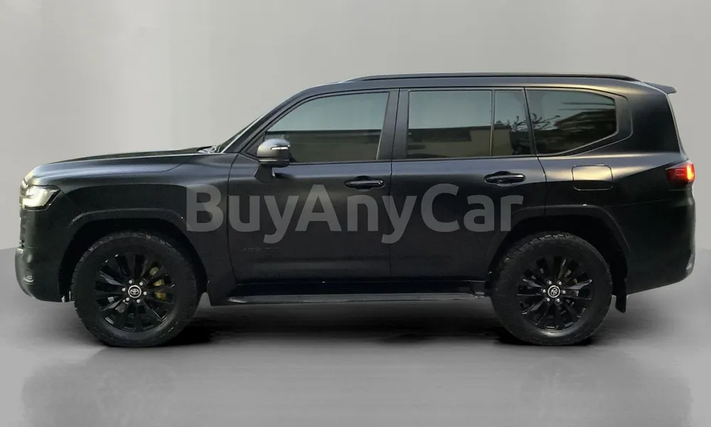 Vehicle photo 4