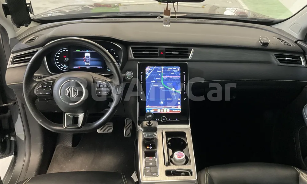 Vehicle photo 8