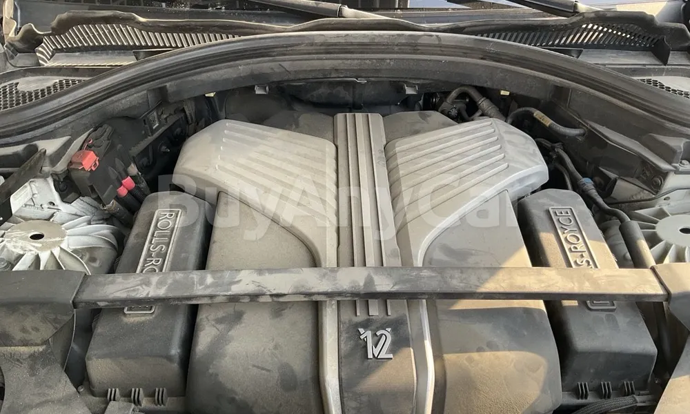 Vehicle photo 6
