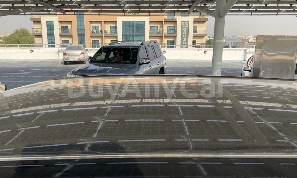 Vehicle photo 5