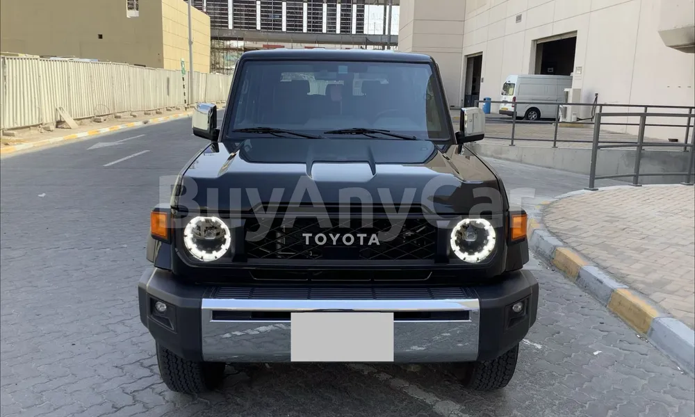 Vehicle photo 1