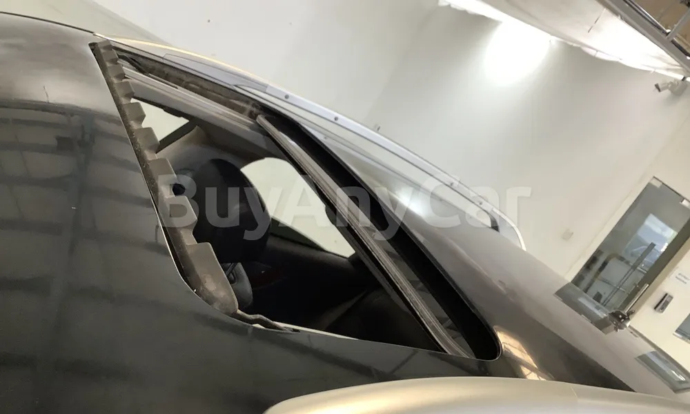Vehicle photo 5