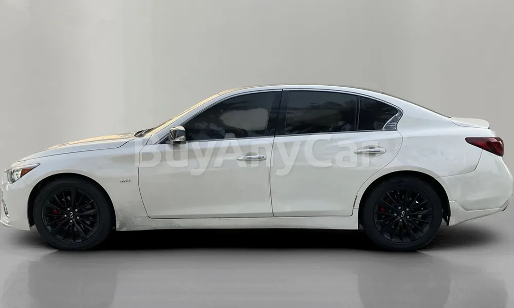 Vehicle photo 4