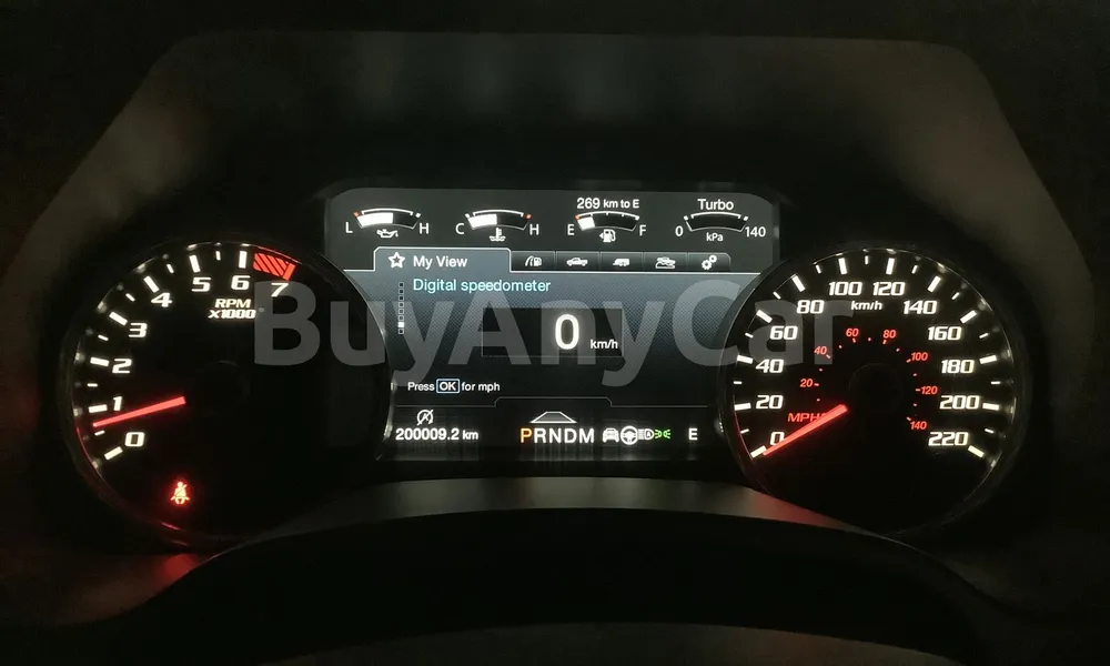 Vehicle photo 7