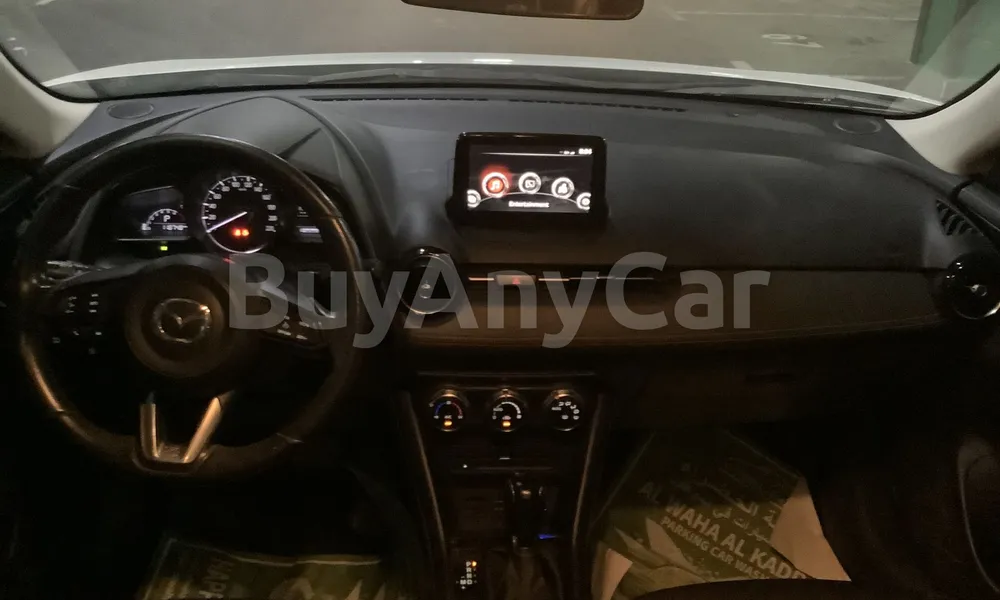 Vehicle photo 8