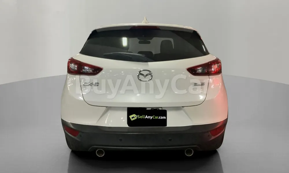 Vehicle photo 2