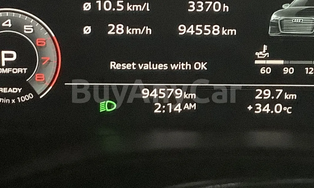 Vehicle photo 7