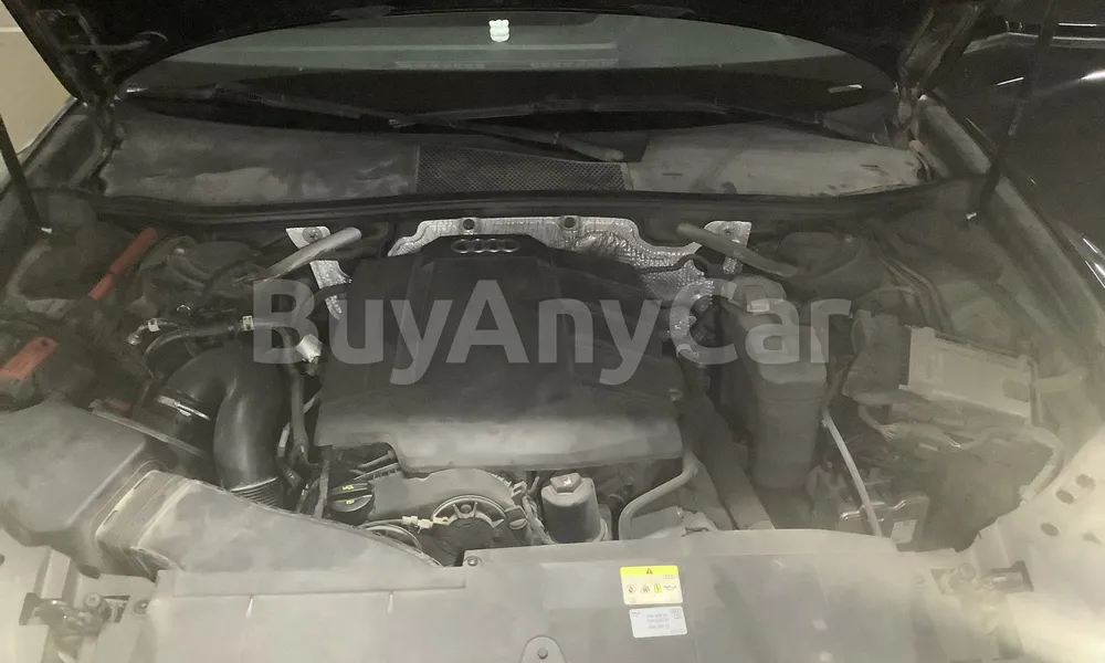 Vehicle photo 5