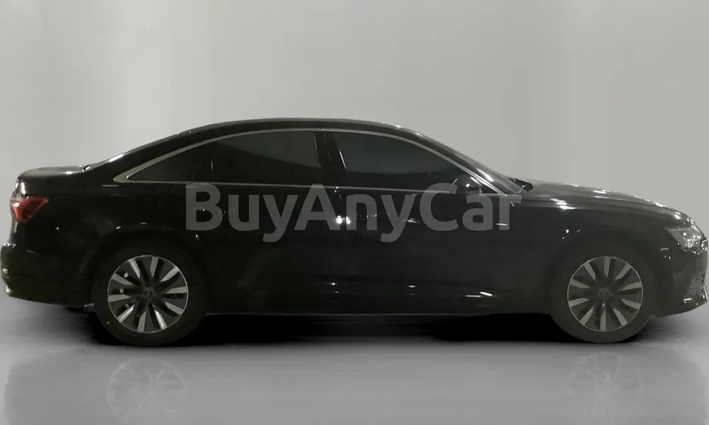 Vehicle photo 3