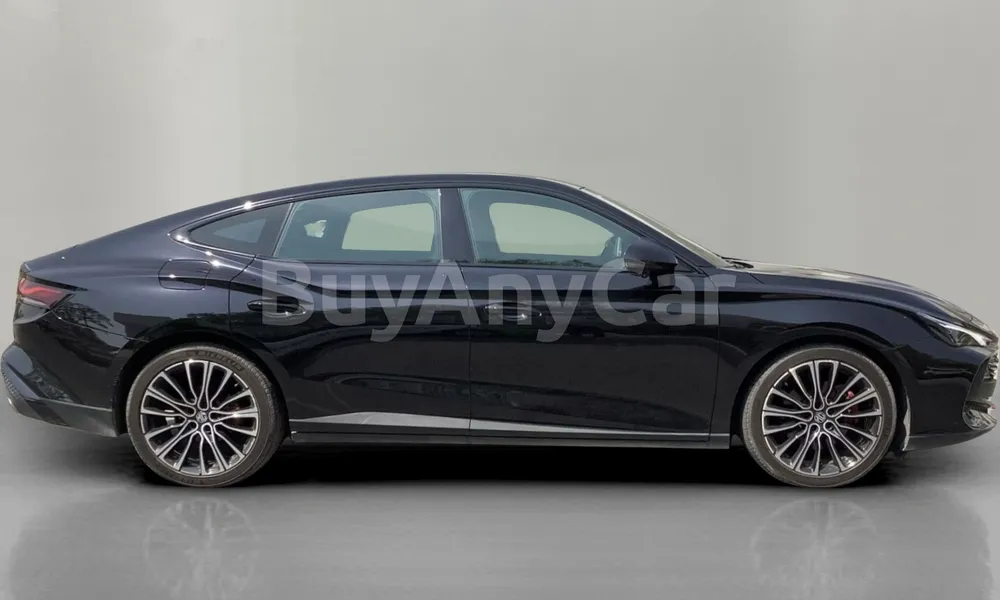 Vehicle photo 3